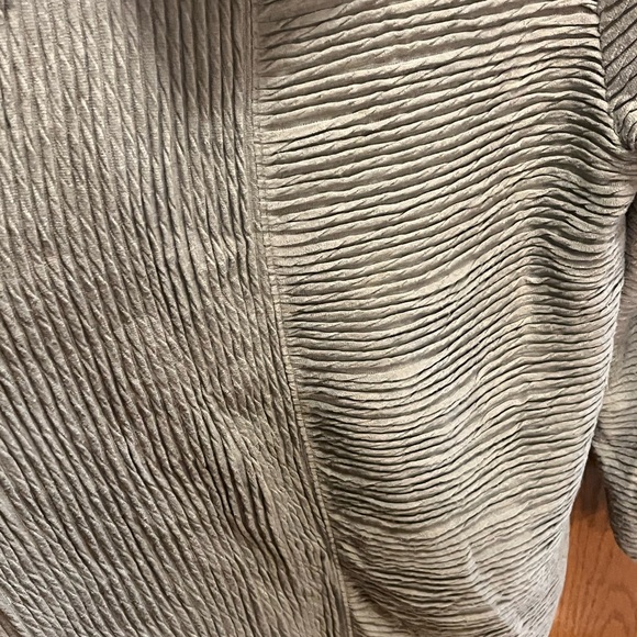 Ribbed Gray Cowl Neck Sweater - Picture 3 of 3